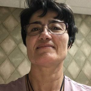 Meet your Posher, Lucia